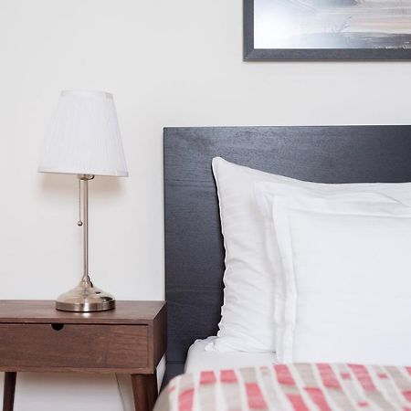 St. George Apartments براغ المظهر الخارجي الصورة