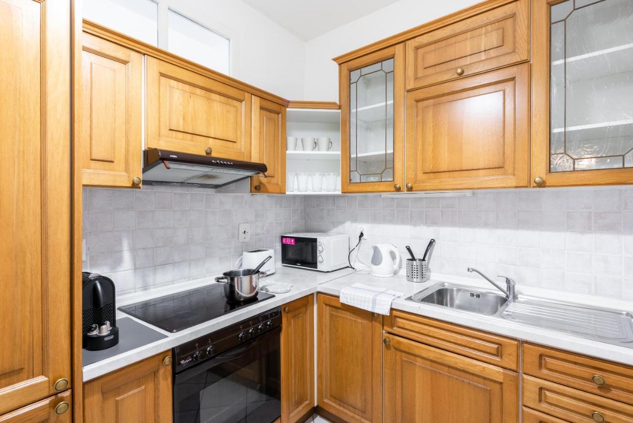 St. George Apartments براغ المظهر الخارجي الصورة