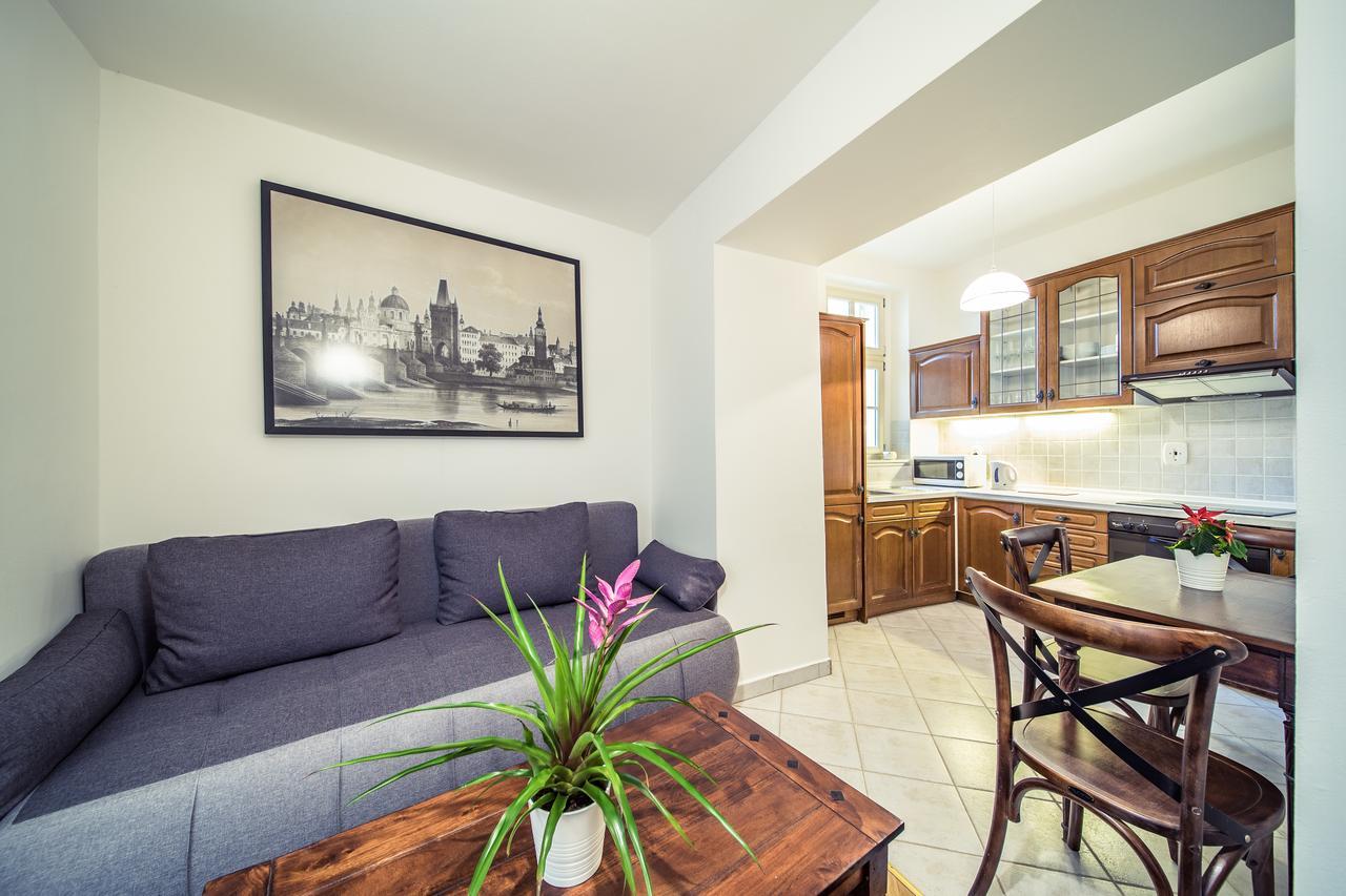 St. George Apartments براغ المظهر الخارجي الصورة