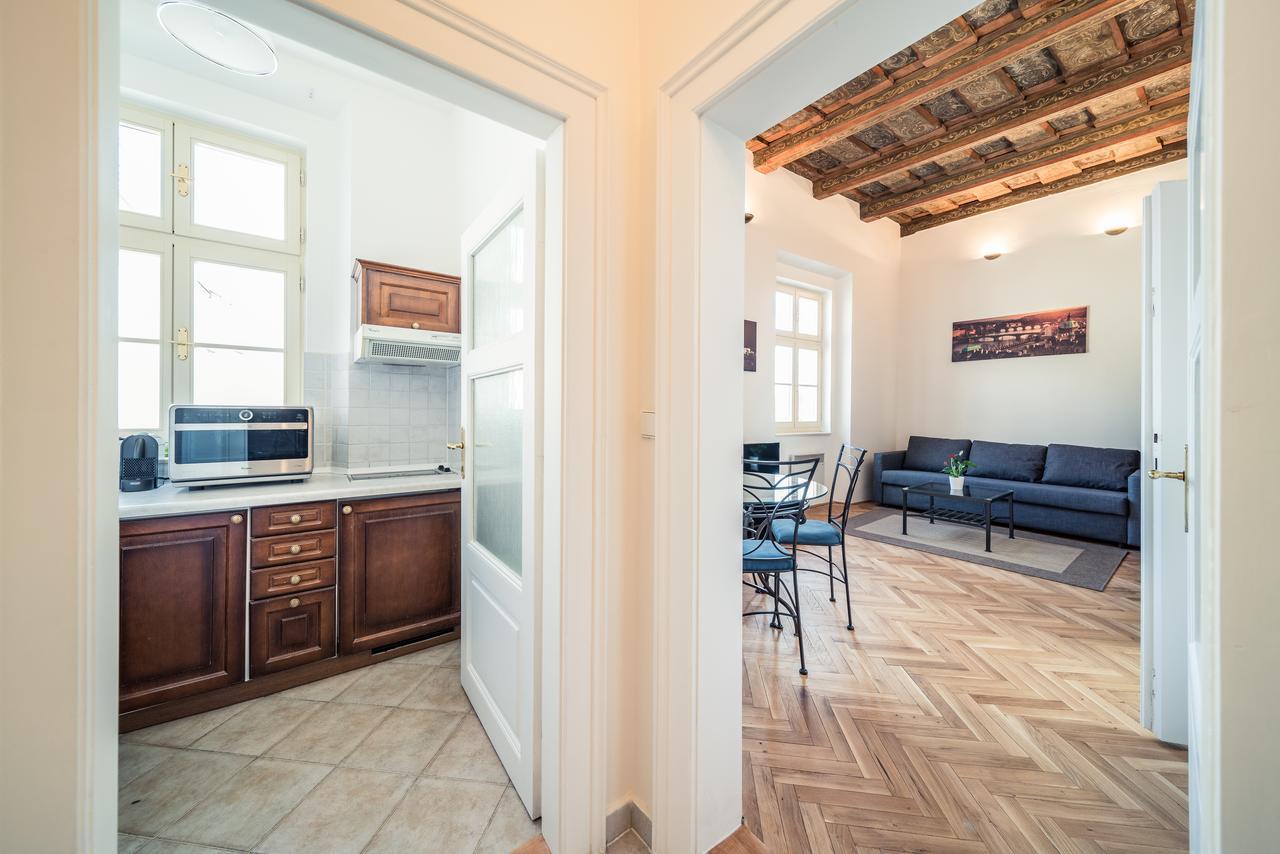 St. George Apartments براغ المظهر الخارجي الصورة